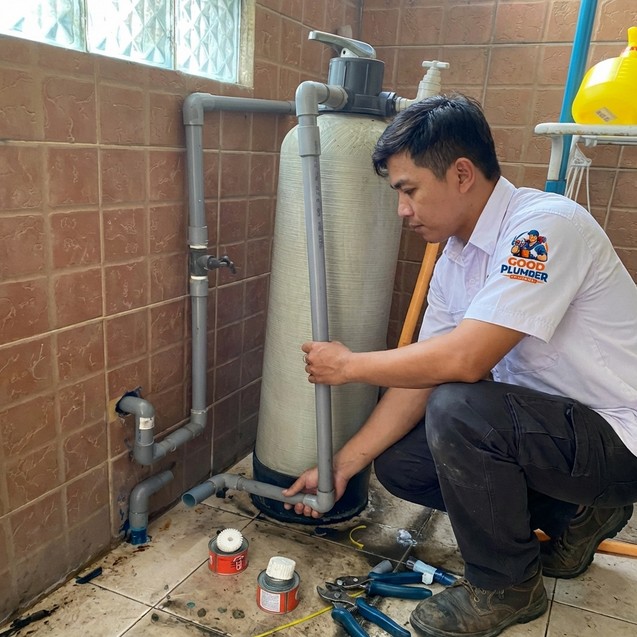 Water filter installation in Puchong home